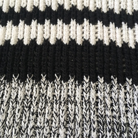 White, Black and Grey stripped TOPSHOP sweater - Picture 3 of 5